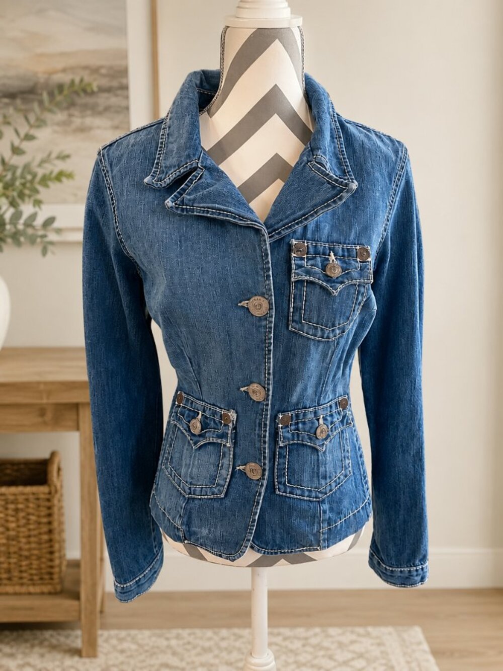 True Religion Jackie Denim Jean Jacket / Blazer  decorative pockets, Size Large